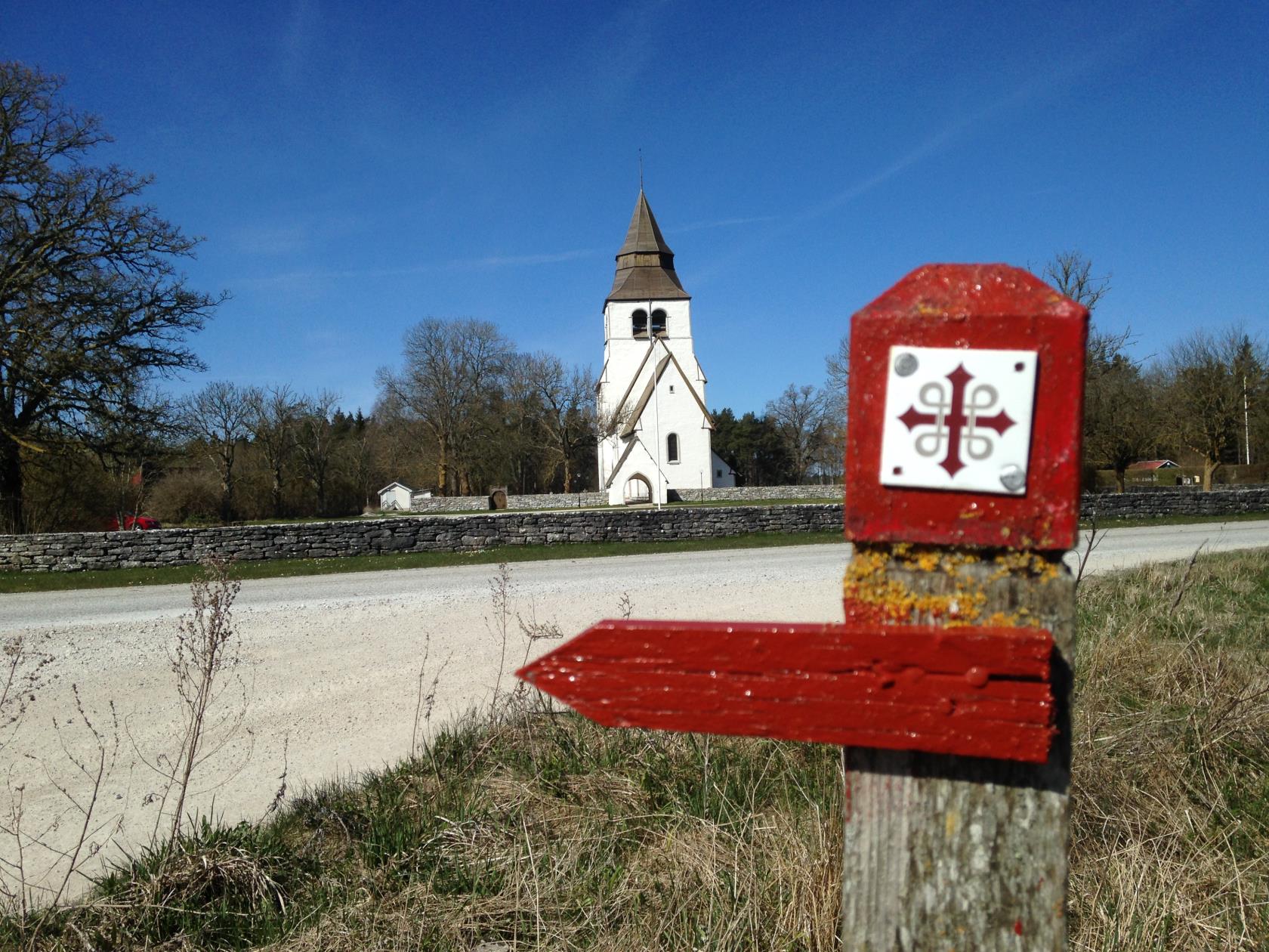 Pilgrimsleden Visby - St Olofsholm är tydligt uppmärkt