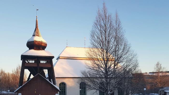 Hede kyrka vinter