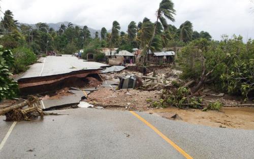 Förödelse efter en orkan på Haiti.