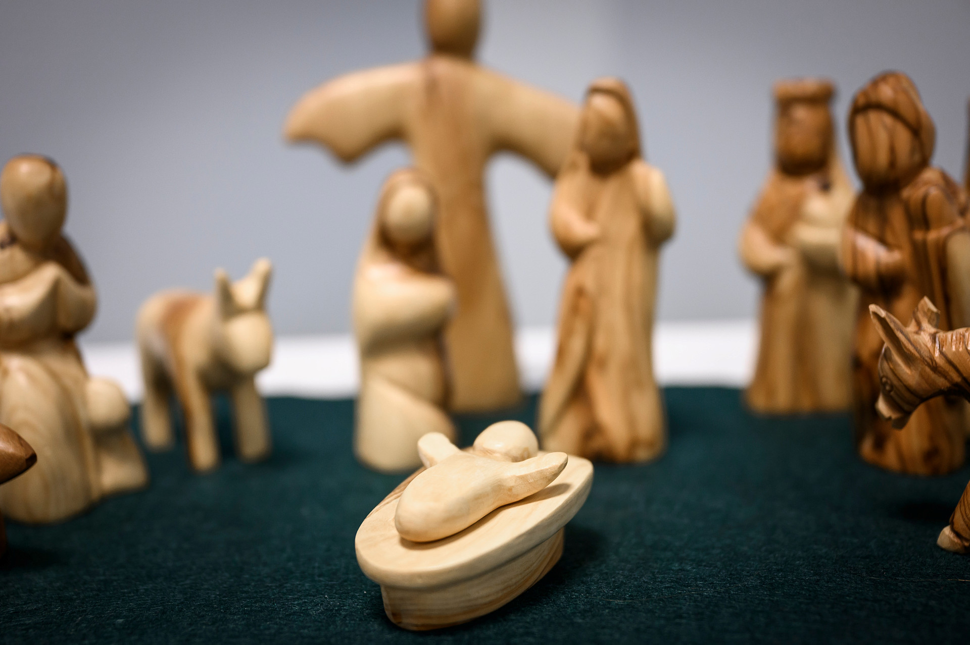 Träfigurer från Jesus födelse.