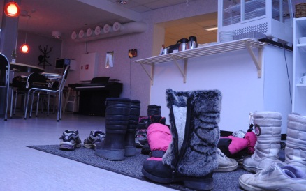 Barnkörövning på gång i S:t Örjansgården.