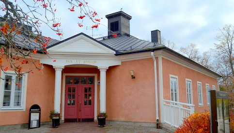 Höst vid Trefaldighetsgården