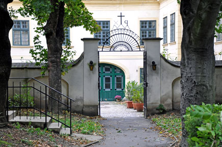Början av hösten bild, taget från gamla trädgården in mot innergården