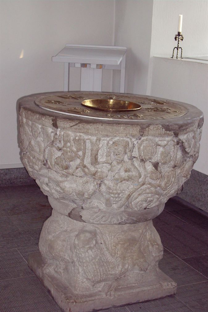 Dopfunten i Sköns kyrka
