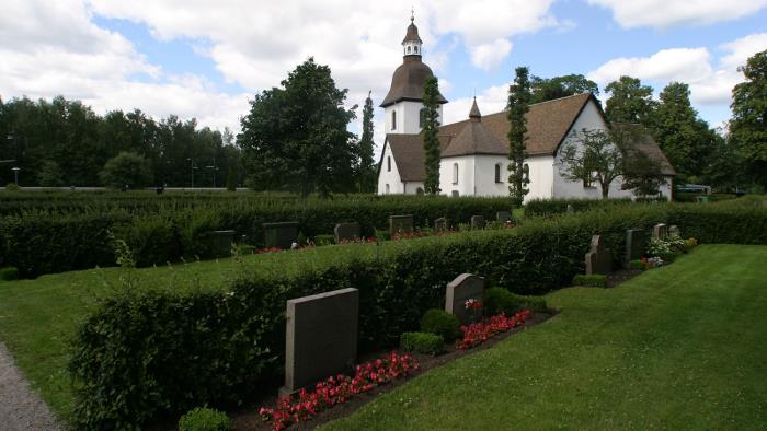 Östra Eneby kyrkogård