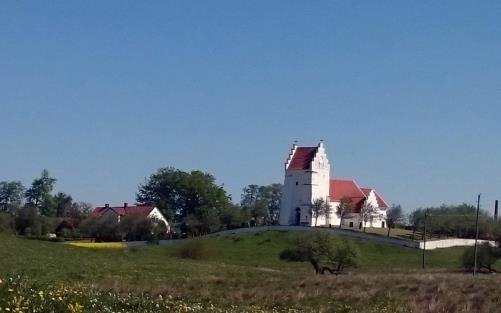 Östra Vemmerlövs kyrka exteriört, bild tagen från sydväst