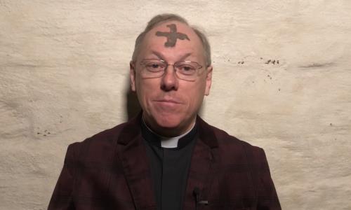 "Då kan de här 40 dagarna före påsk bli till en tid då vi ser tydligare vad som är viktigt i våra liv just nu." Välkommen att vara med på en digital andakt från Storkyrkan med domkyrkokaplan Ulf Lindgren.