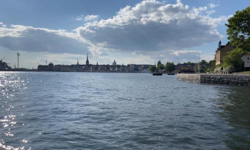 Varmt välkomna till en glimt från Storkyrkan med musik och andakt. Medverkande domkyrkokaplan Kristina Ljunggren, Storkyrkans Vokalensemble, domkyrkokantor Gary Graden och vice domkyrkoorganist Michael Waldenby.
