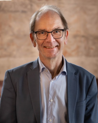 Fredric  Lindahl