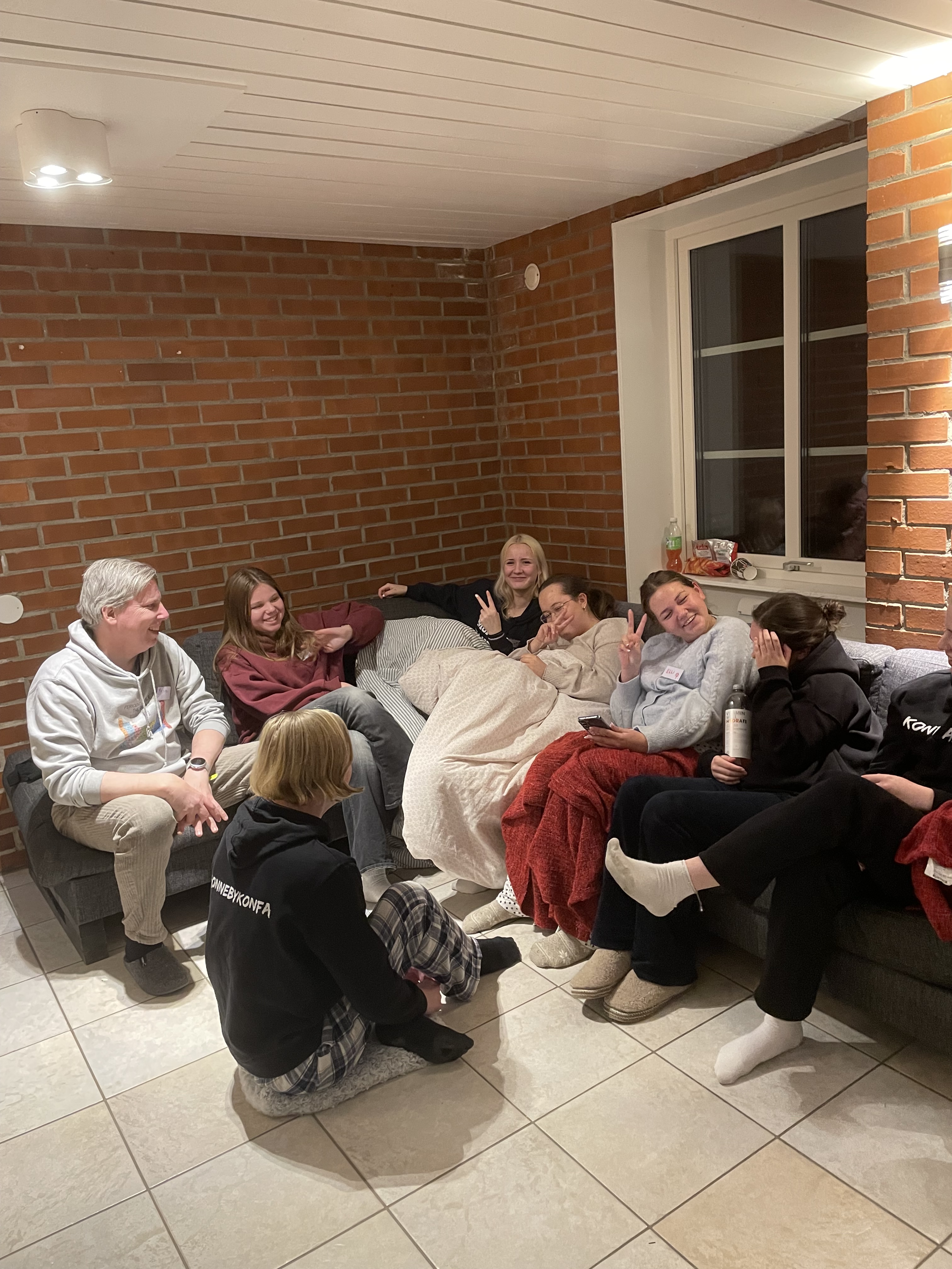 Konfirmand, ungdom och unga vuxna