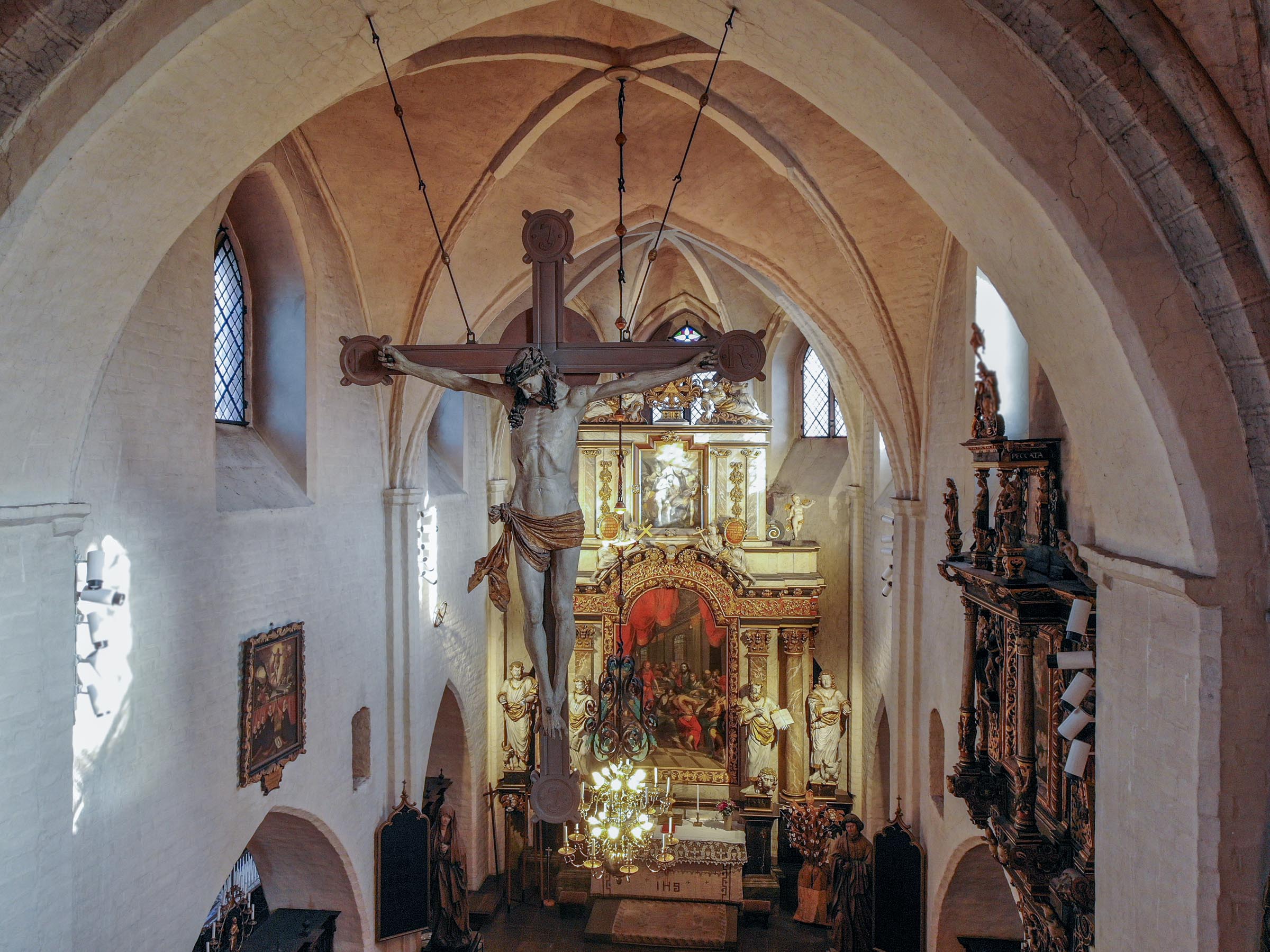 Mariakyrkan sedd från läktaren.