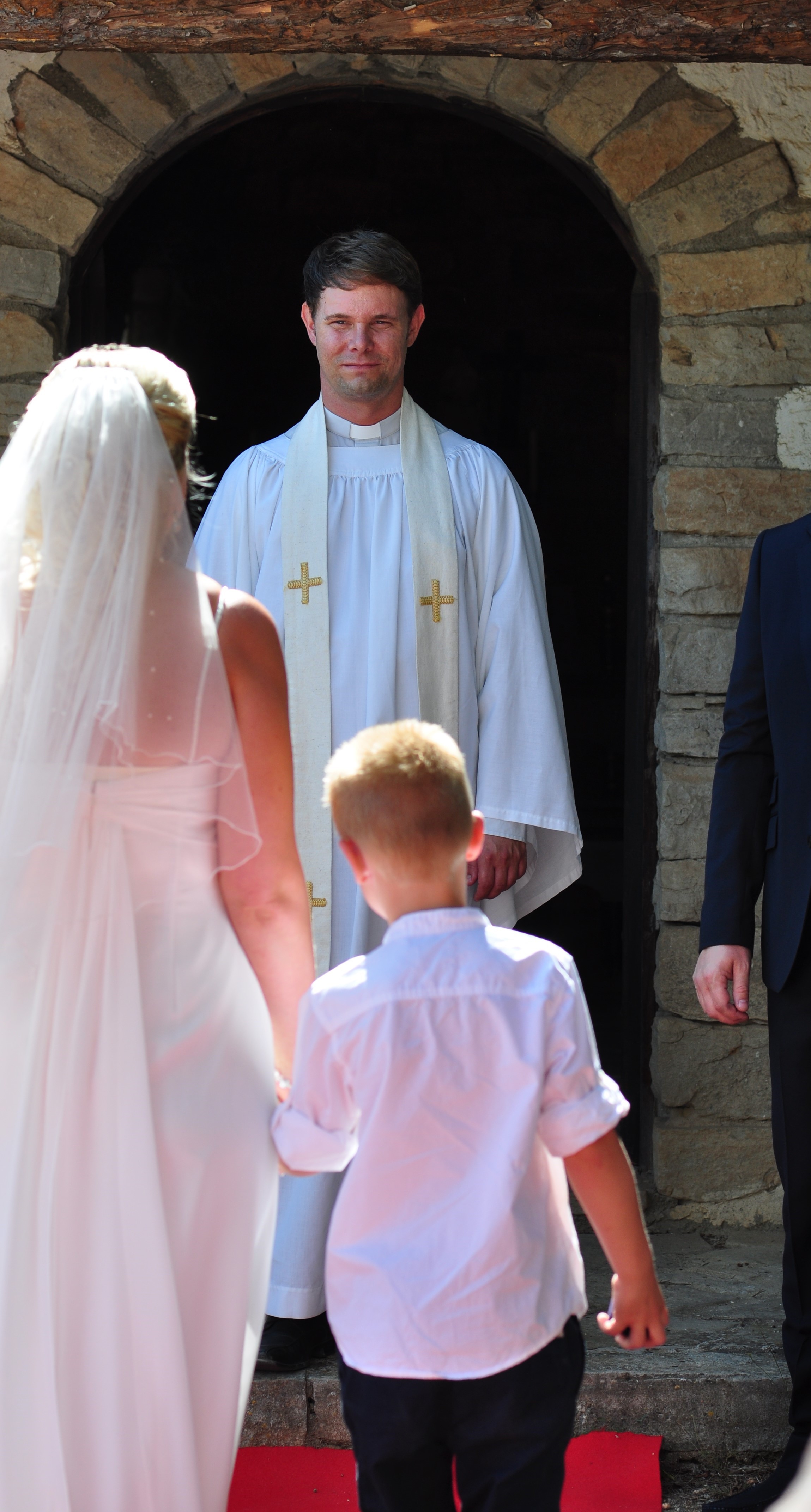 Magnus Holst förrättar vigsel på Mallorca 2014.