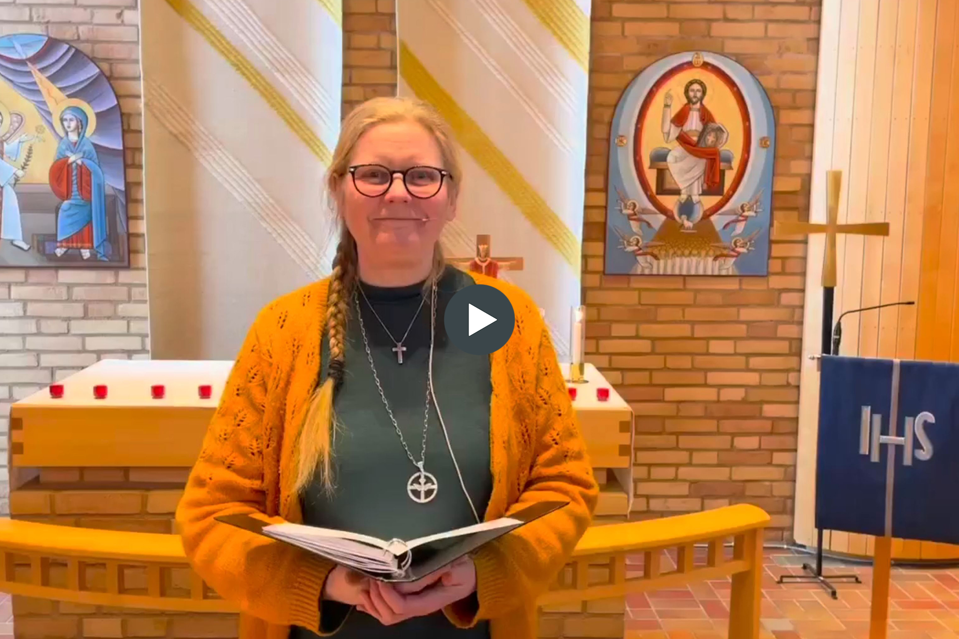 Bild på diakon Ingela Bertilsson i Varlakyrkan