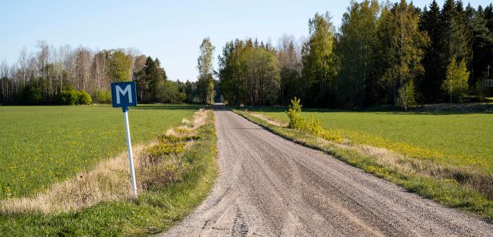 Behöver du någon att prata med? Att få dela sina tankar med någon kan göra skillnad. Vi finns till för dig om du behöver någon att prata med. Här hittar du kontaktuppgifter till präster och diakon i Strömstads pastorat samt till jourhavande präst.