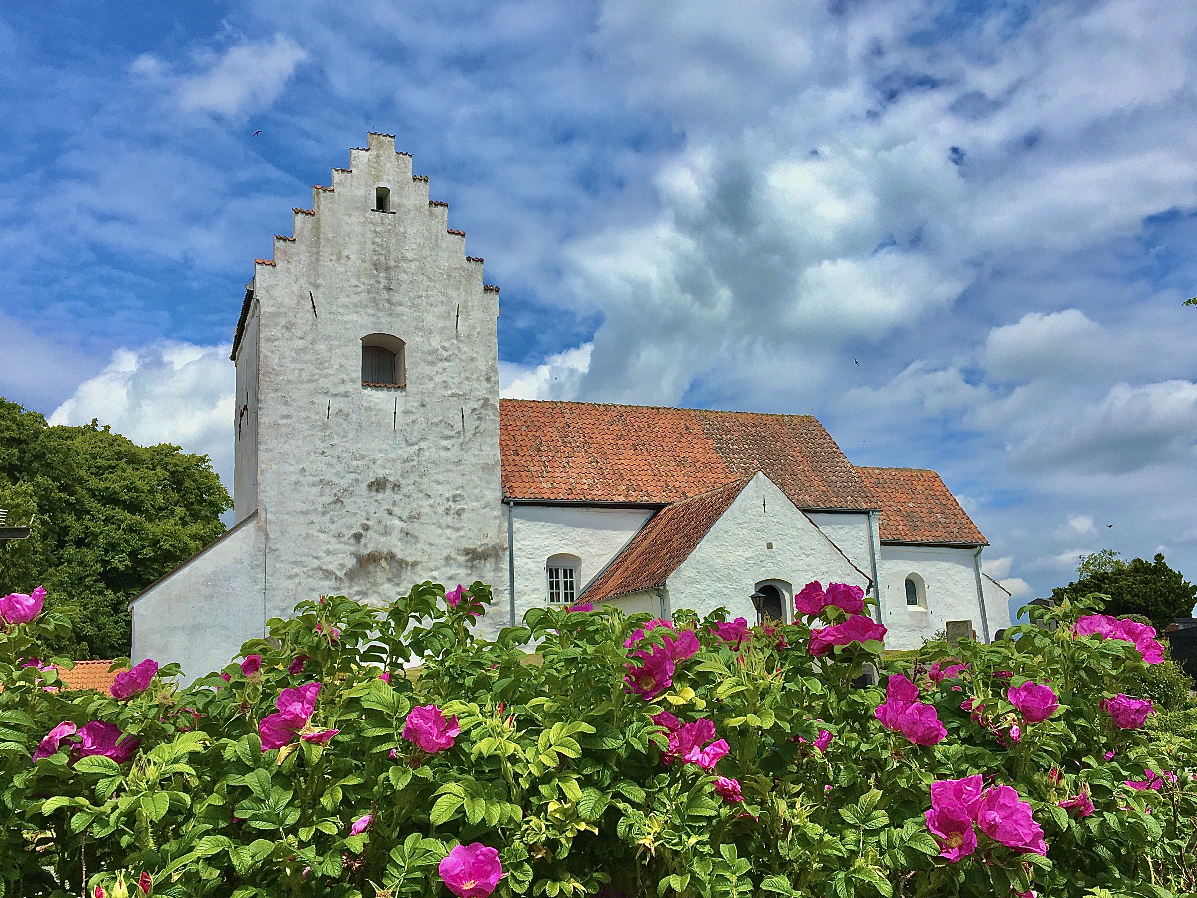 Skårby kyrka
