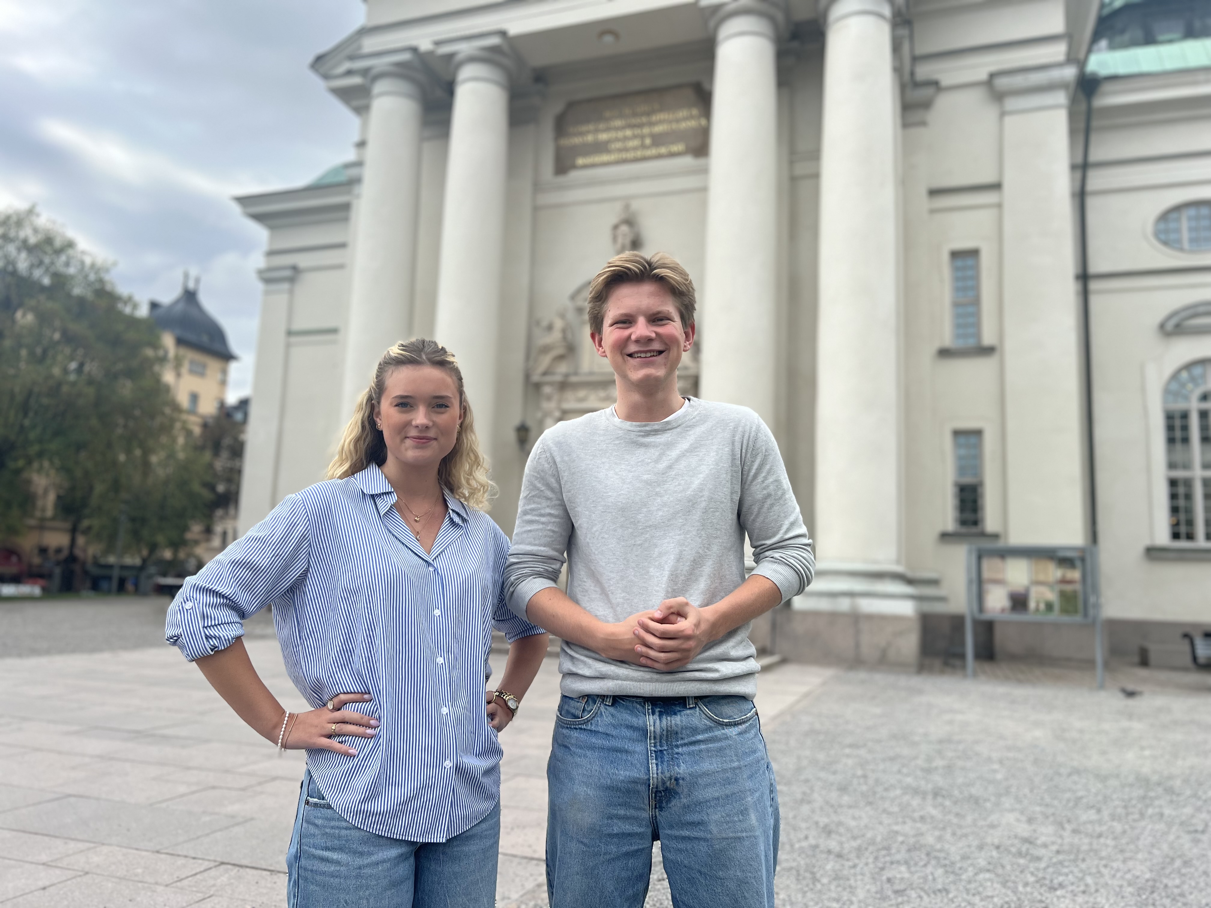 Ellinor och Calle hjälper dig med studierna