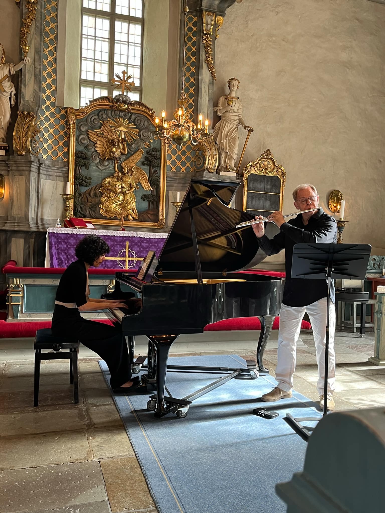 Pianist Anyssa och flöjtist Håkan