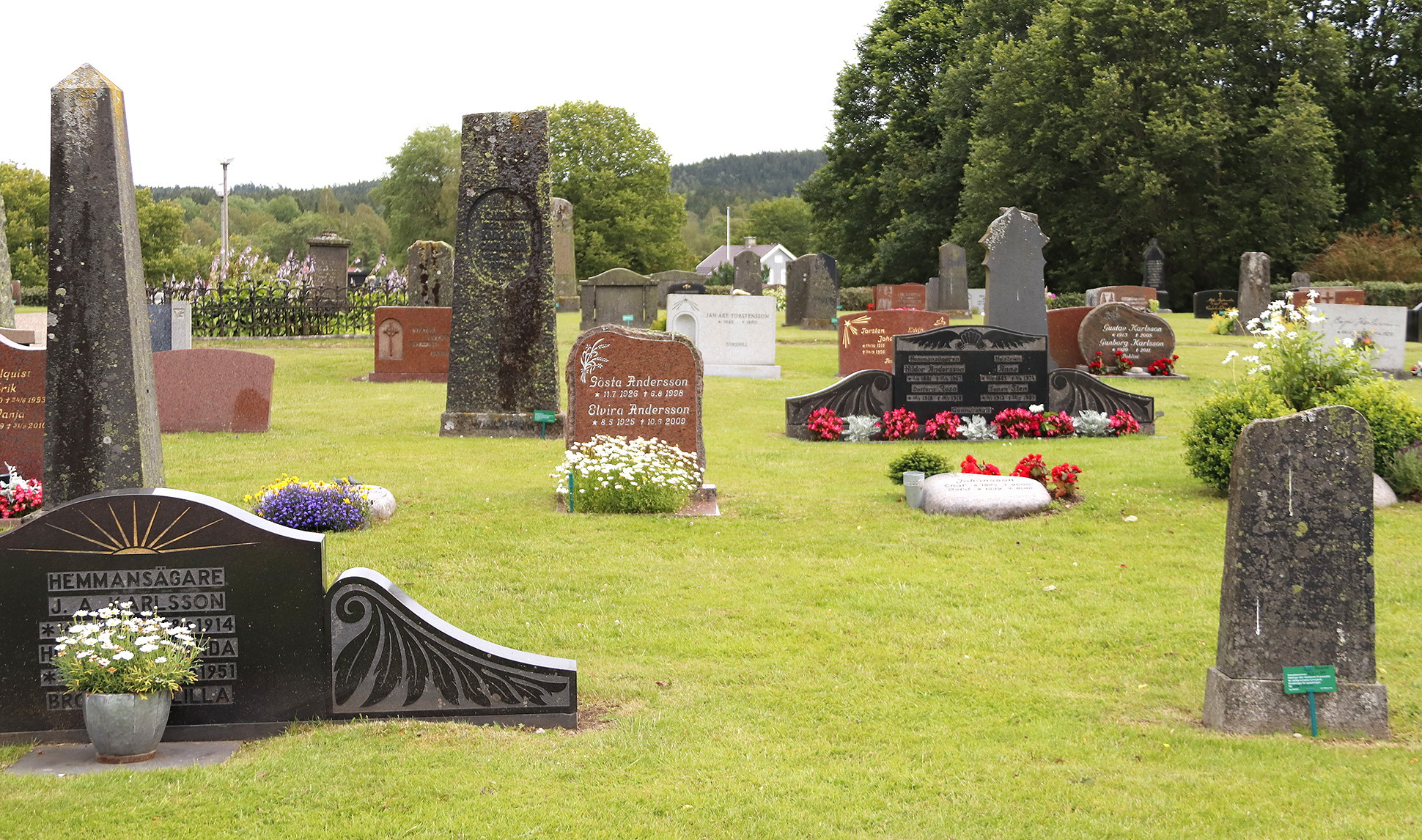 Älvsereds kyrkogård