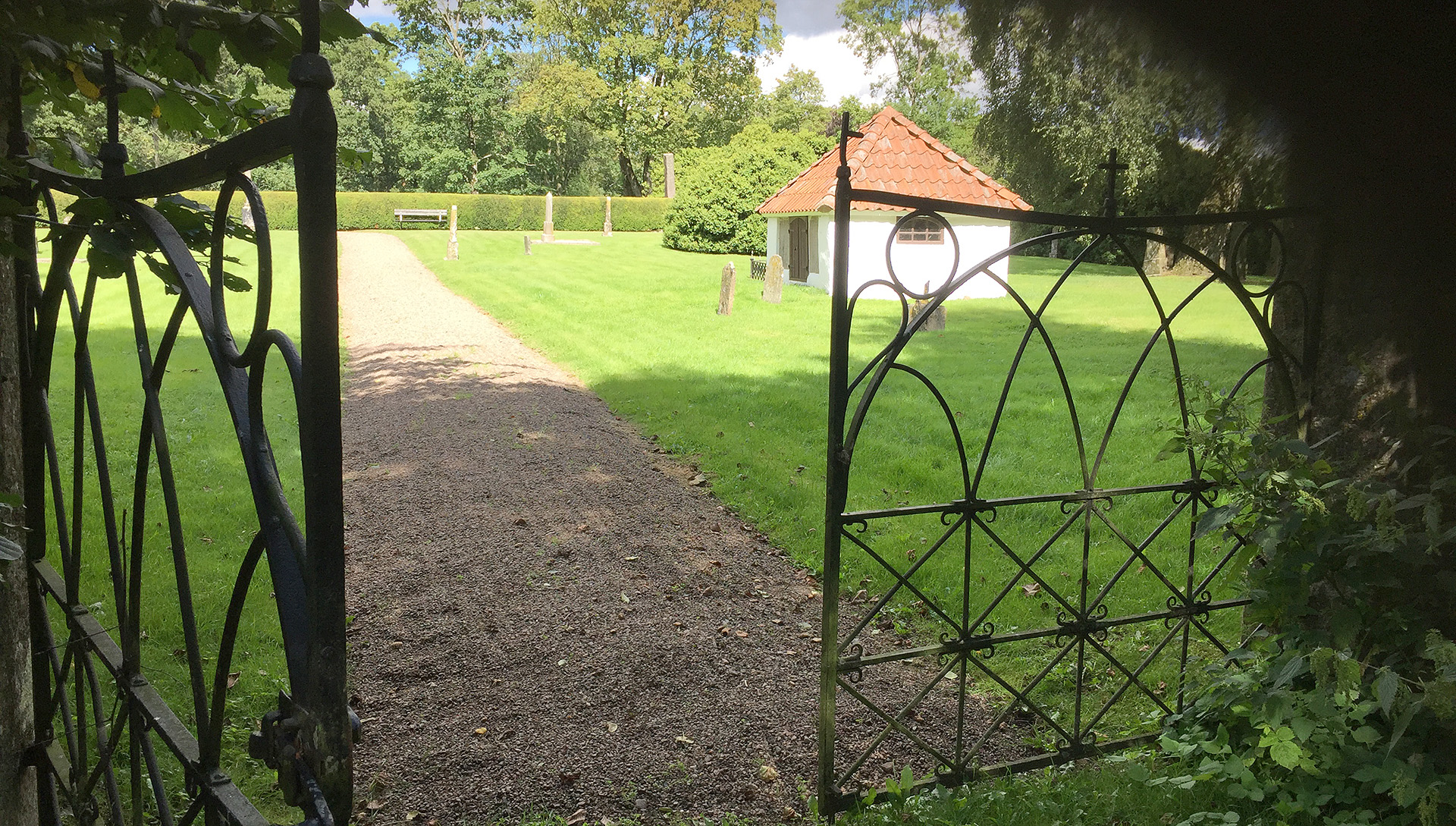 Vinbergs gamla kyrkogård