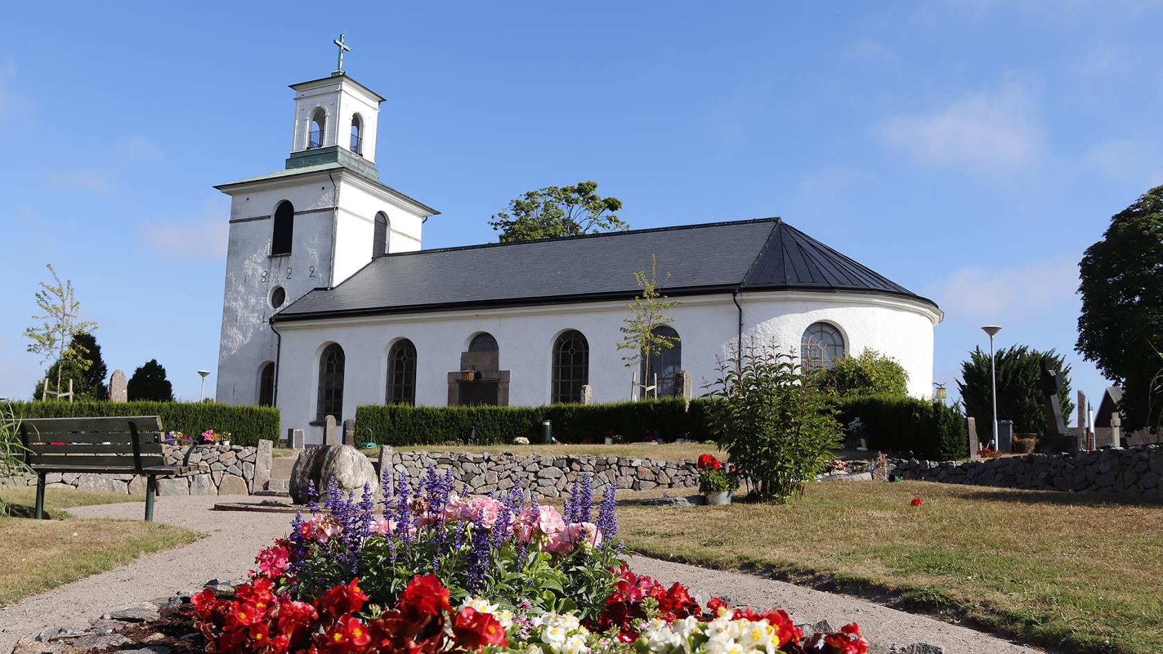 Slöinge kyrkogård