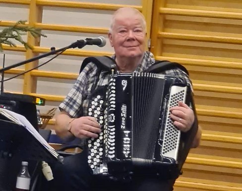 Tony Svensson, dragspel