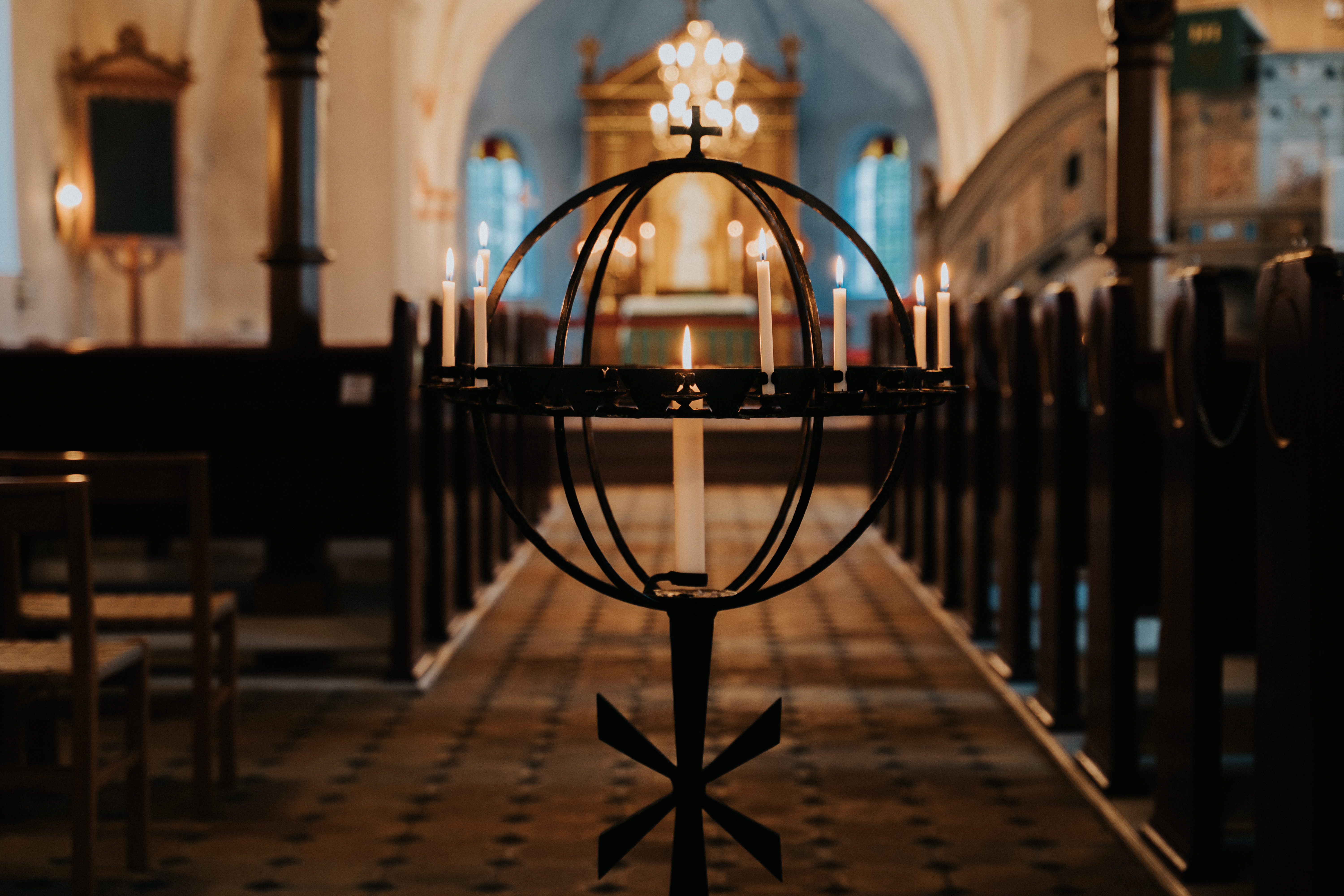 Ljusbäraren i Löddeköpinge kyrka