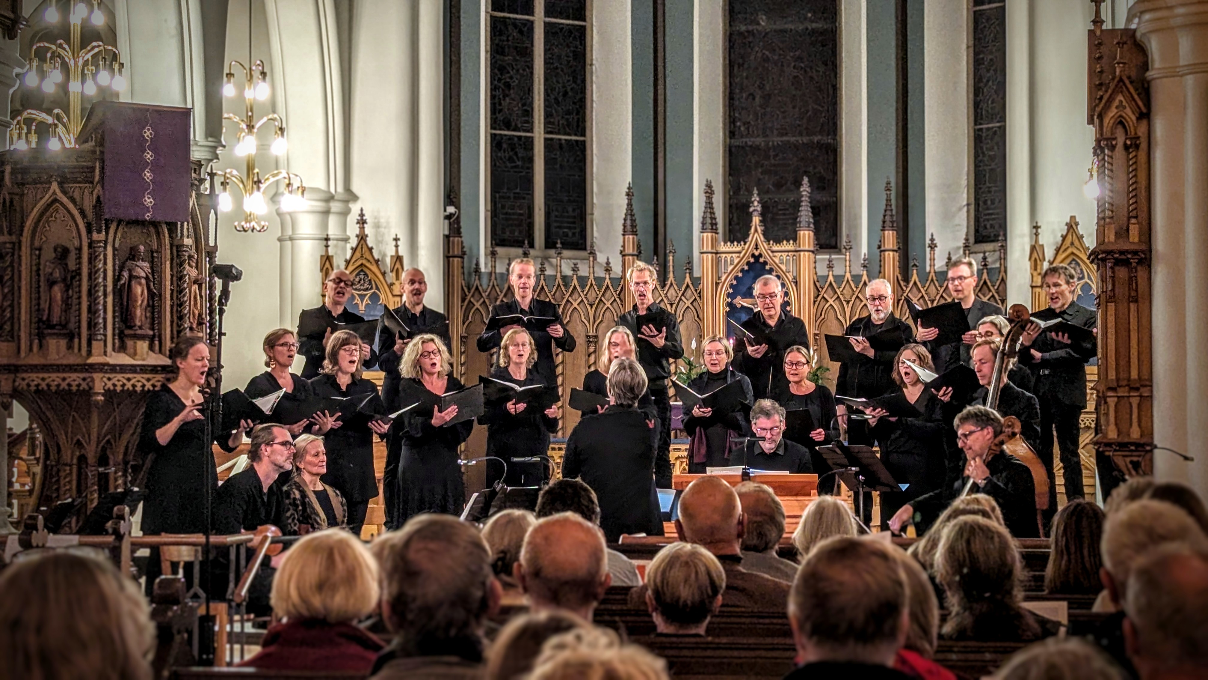 Haga motettkör, blandad kör av män och kvinnor, sjunger i Hagakyrkan i Göteborg