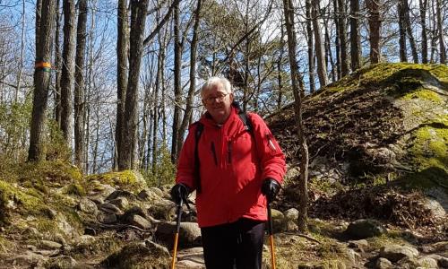 Kenneth Linde är förtroendevald i Västra Frölunda pastorat och med i den arbetsgrupp som driver pastoratets arbete för klimatet framåt. Våga hörde av sig och ställde några frågor om kyrkan och klimatet – två ämnen som han känner starkt för.
(Våga juni 2020)