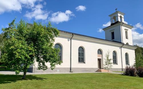 Vit stenkyrka