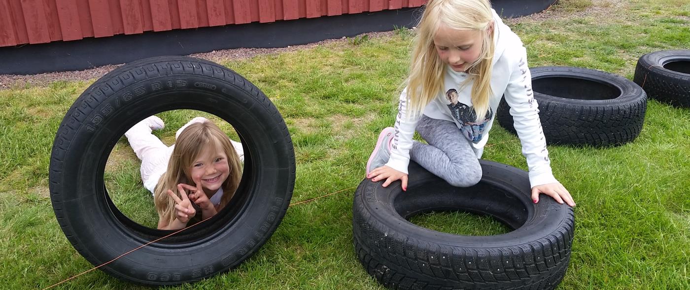Fyrkant Torsdag 2/7 kl 19 2 killar skes. Kungsbacka Sverige Vstra Gtalands ln, HappyBe4. Par/47 (tjej/binyfiken), 43 (kille/hetero), Idag, kl 09.14, 211, 2. Par sker kille - BodyContact