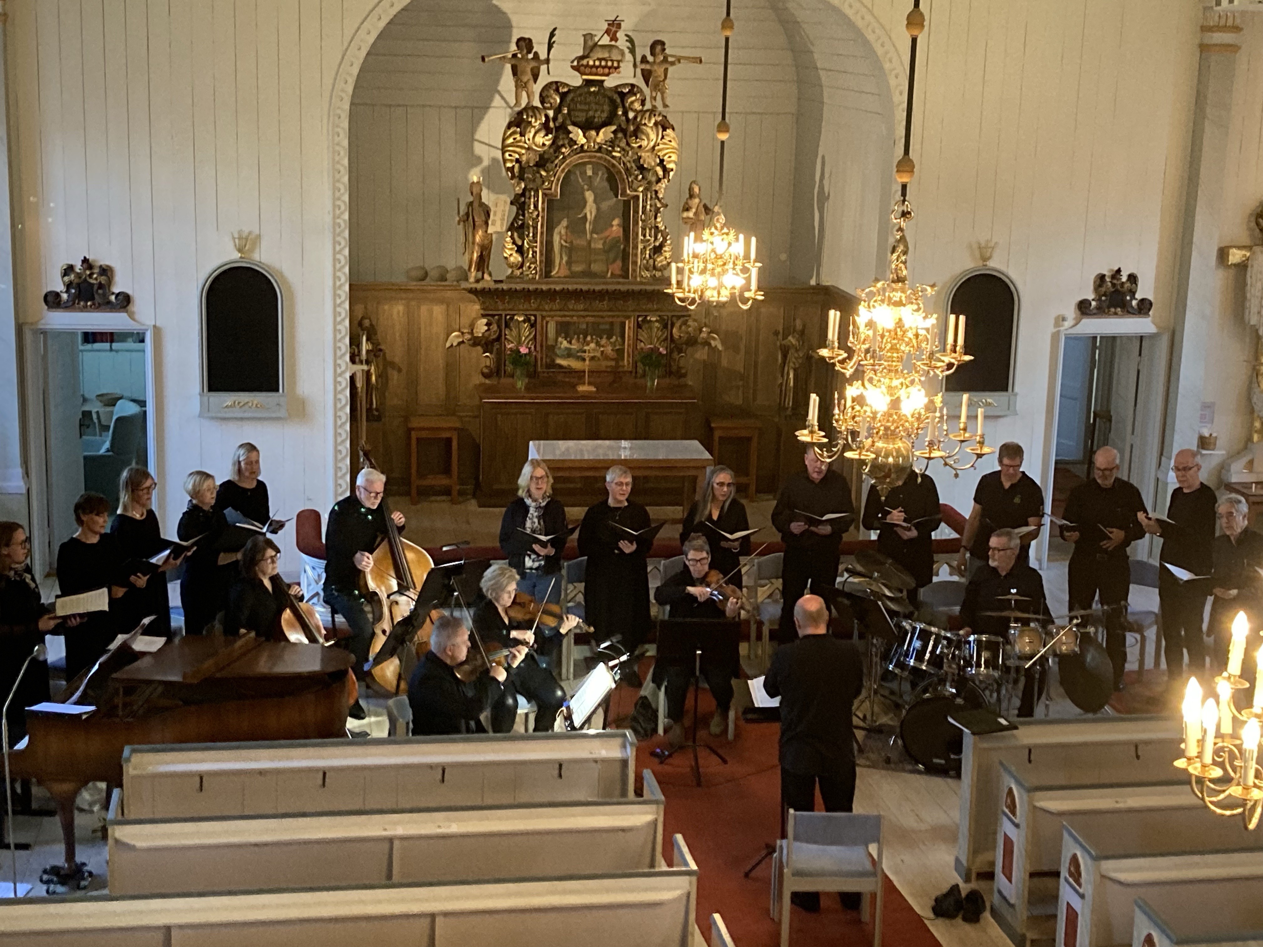 orkester i kyrka