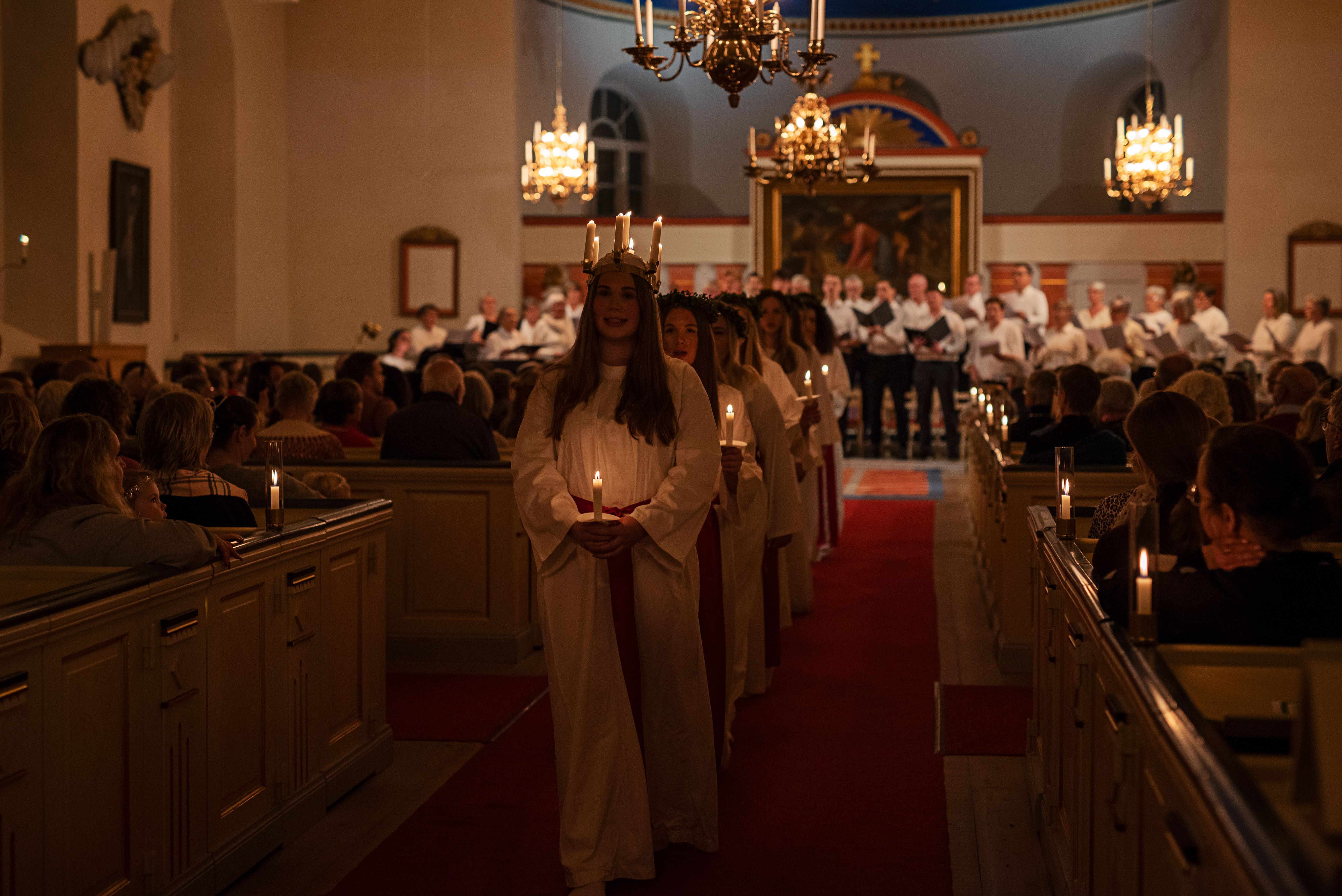 Luciatåg i kyrka