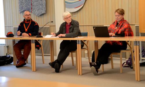 Onsdagen den 7 oktober samlades samiska representanter och företrädare för Svenska kyrkan till det första av flera dialogmöten.
