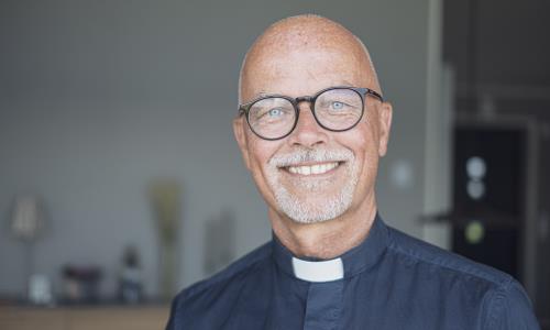 Lördagen den 17 oktober genomförs EFS Västerbottens konferens Nära Jesus 2020 digitalt. Du kan följa intressanta samtal och vara med när Mats Lindberg välkomnas som distriktsföreståndare live via Facebook.