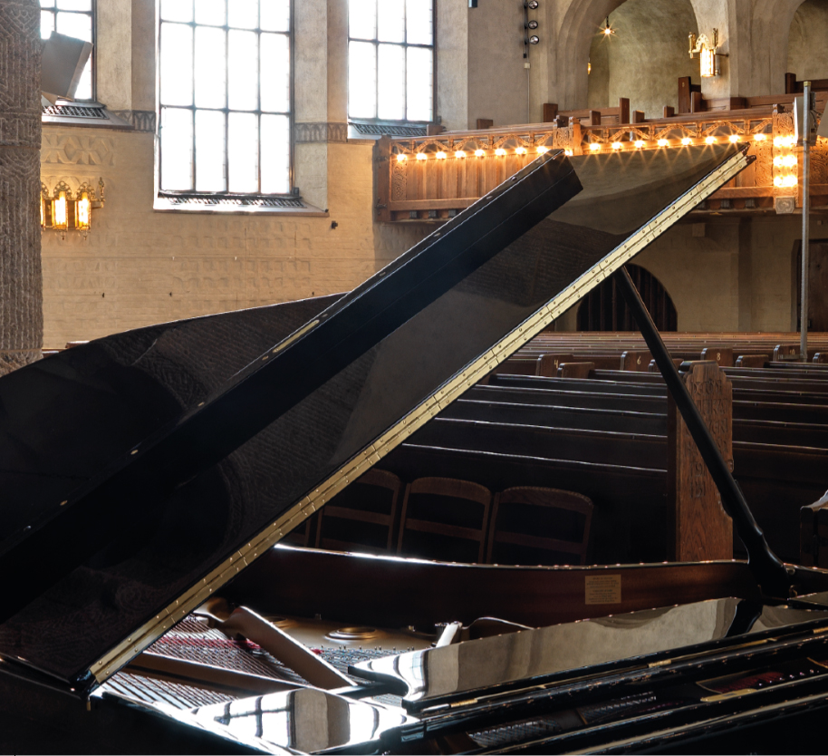 Flygel i kyrka