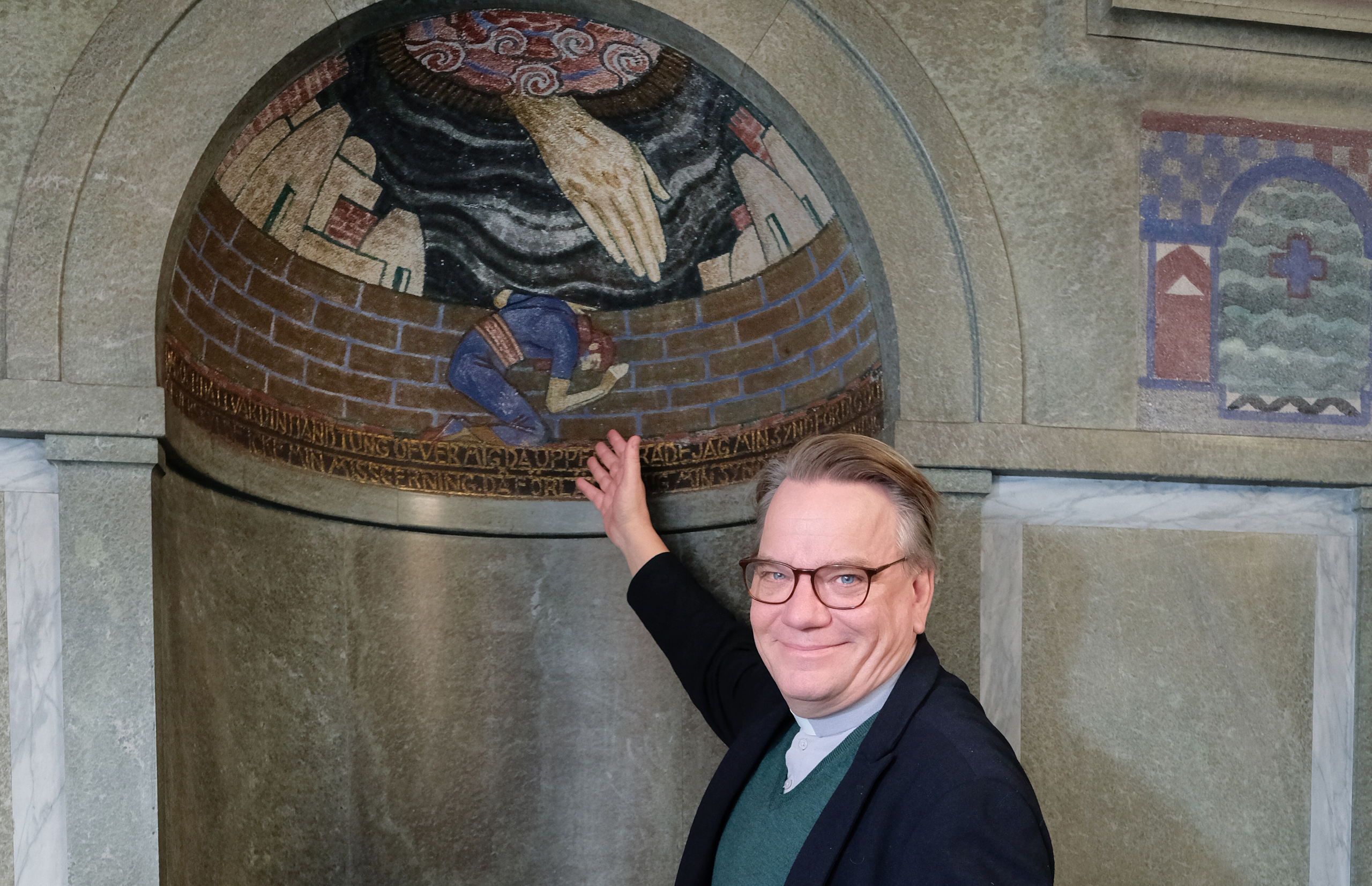 – Den här platsen var avsedd för allmänt skriftermål, en särskild gudstjänst med  syndabekännelse och förlåtelse som  centrum, säger Lars Viper. 