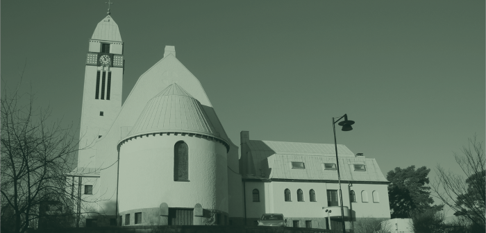 Sundbybergs kyrka är öppen varje vardag och på söndagar. Välkommen in för att tända ljus, sitta en stund i stillhet eller få en pratstund.