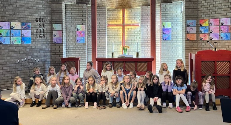 Pyssel- & Sånggruppen medverkar vid musikgudstjänst i Listerkyrkan