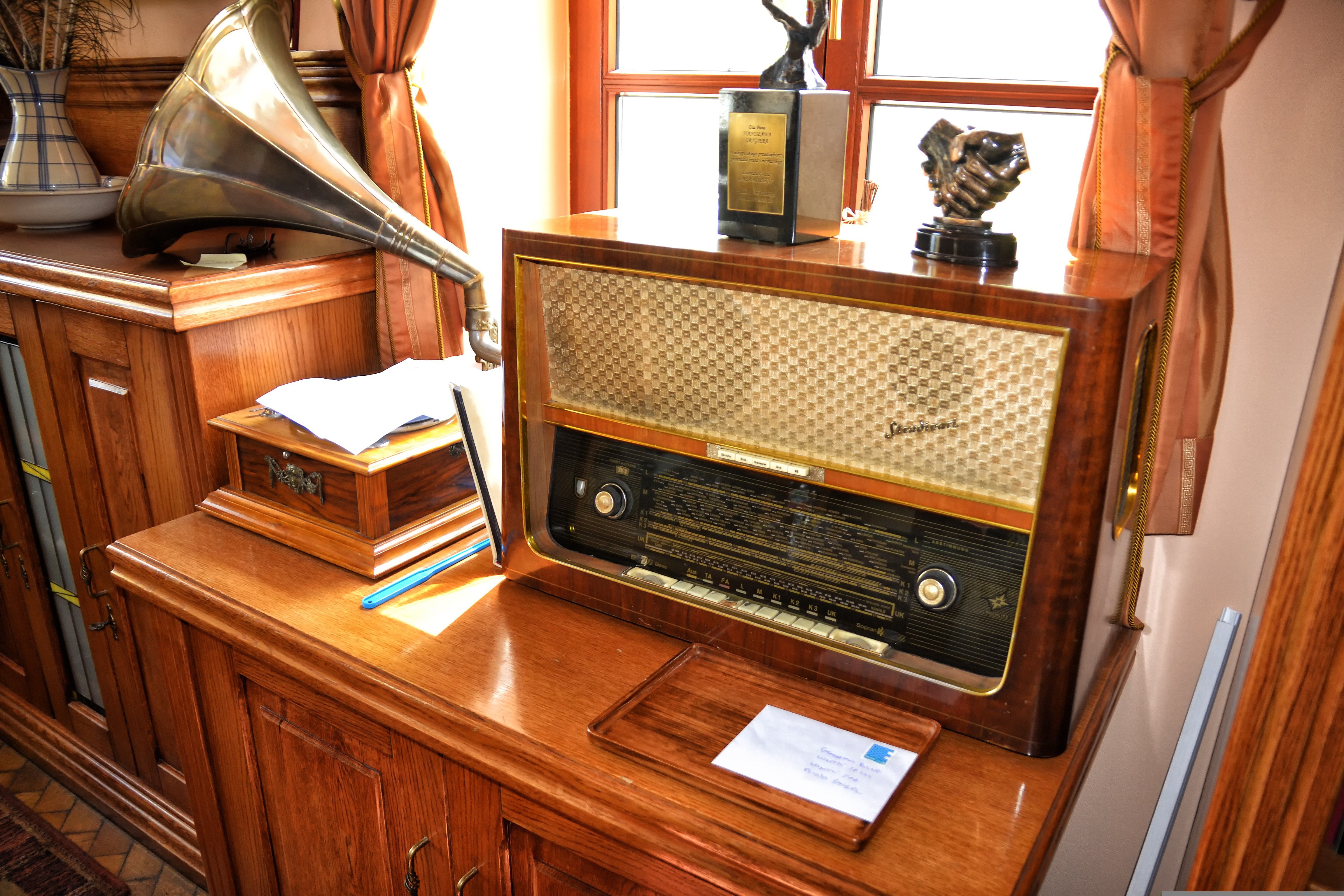 Gammal radio
