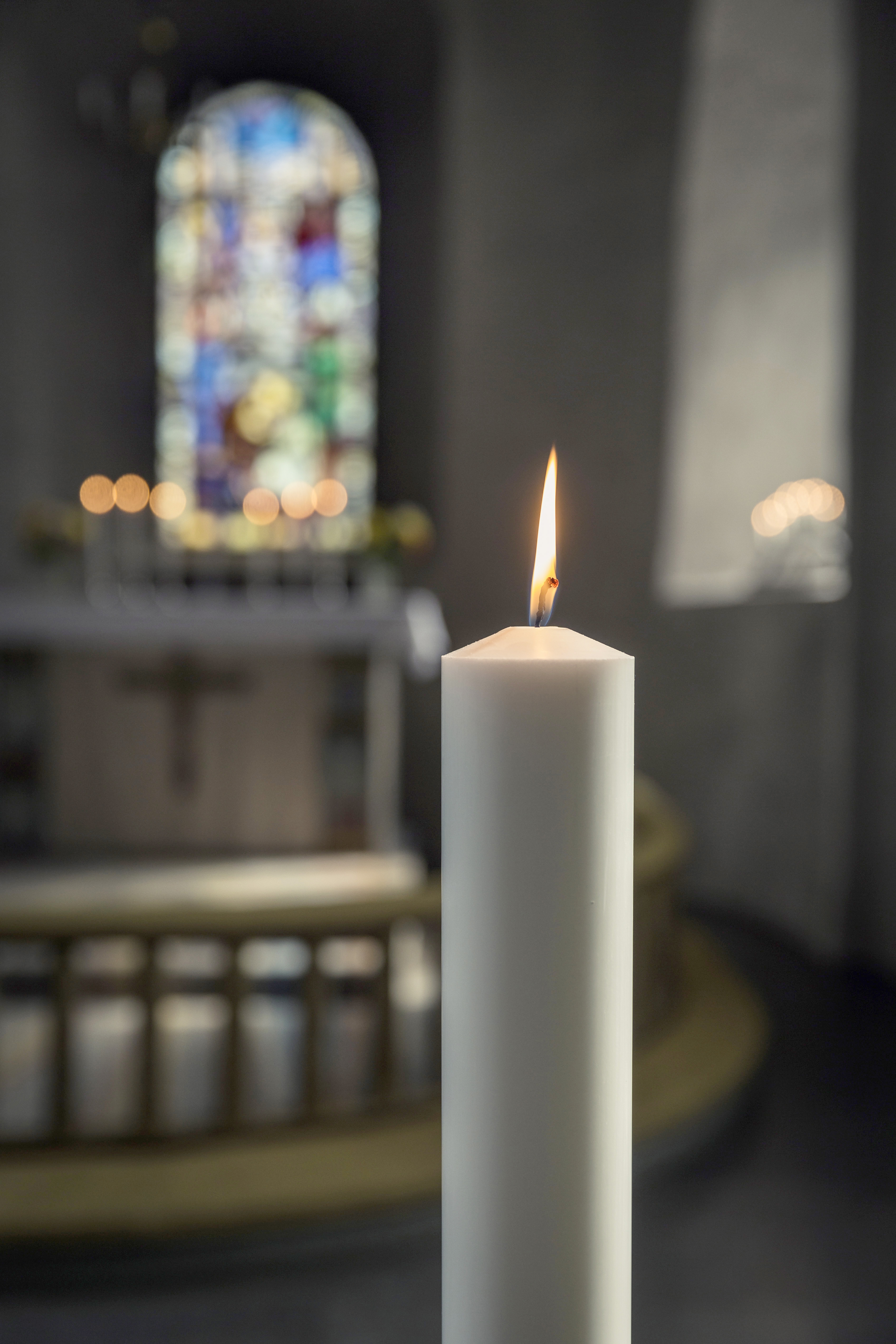 Ett kor med Kristusljus