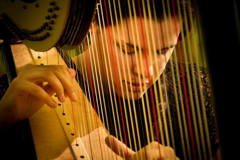 Cellospelande musiker