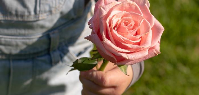 SÖNDAG 18 APRIL. Vi vill naturligtvis avtacka vår kyrkoherde Bengt Bengtsson som går i pension, men p g a pågående pandemi kan vi inte, som brukligt är, fira en avtackningsgudstjänst i kyrkan. I stället blir det en digital gudstjänst, inspelad i kyrkan, som kan ses på vår facebook-sida och här på hemsidan. I gudstjänsten medverkar Bengt Bengtsson och kontraktsprost Fredrik Fagerberg. Välkommen att vara med på webben!