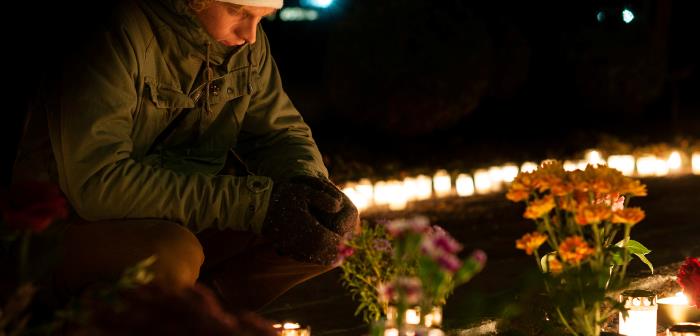Allhelgona är den helg på året då vi tillsammans med människor i Sverige och världen uppmärksammar och minns dem som lämnat det här livet. En helg då vi påminner oss om att döden finns, och drabbar oss alla.