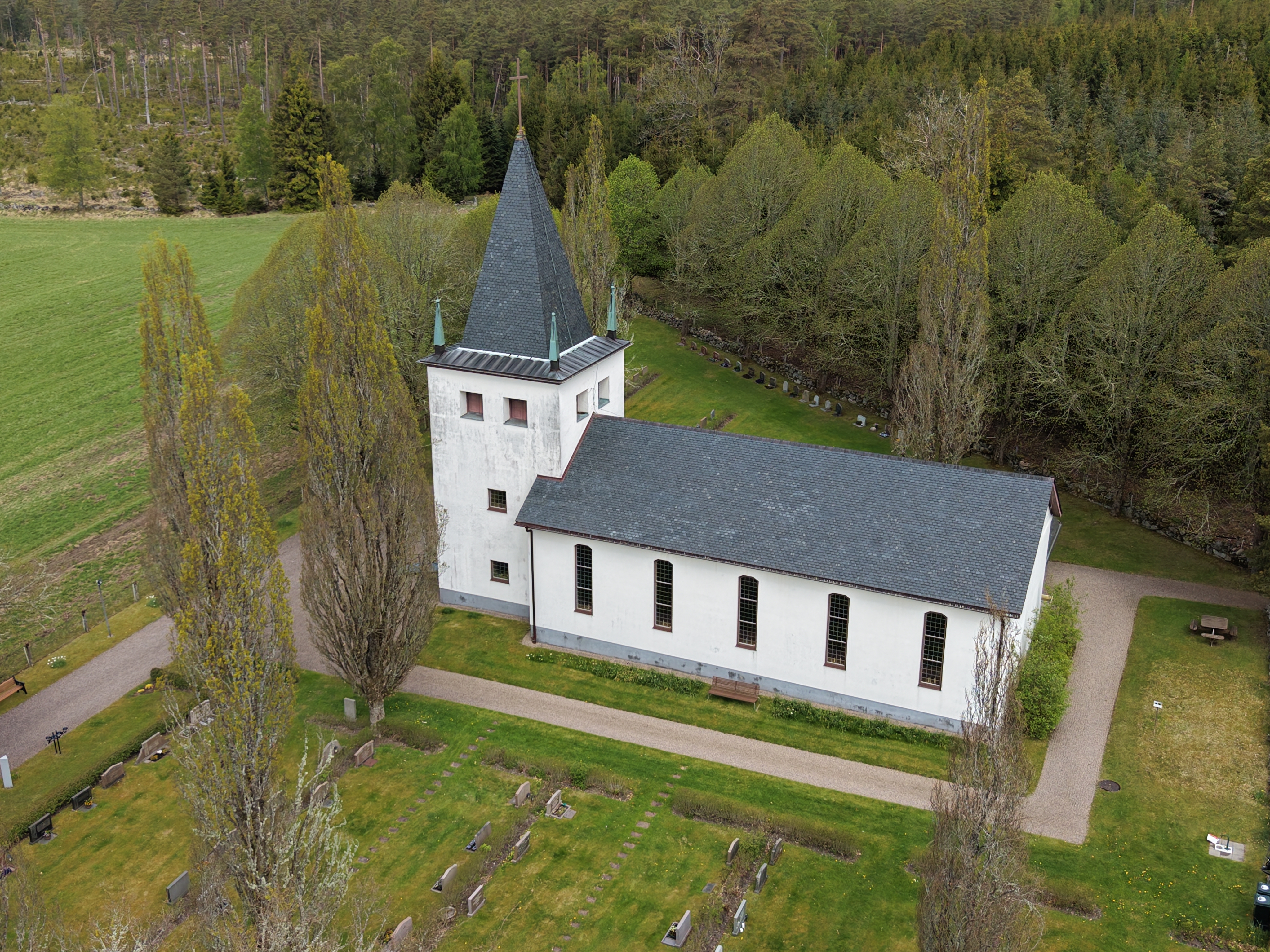 Lagmansereds kyrka våren 2026