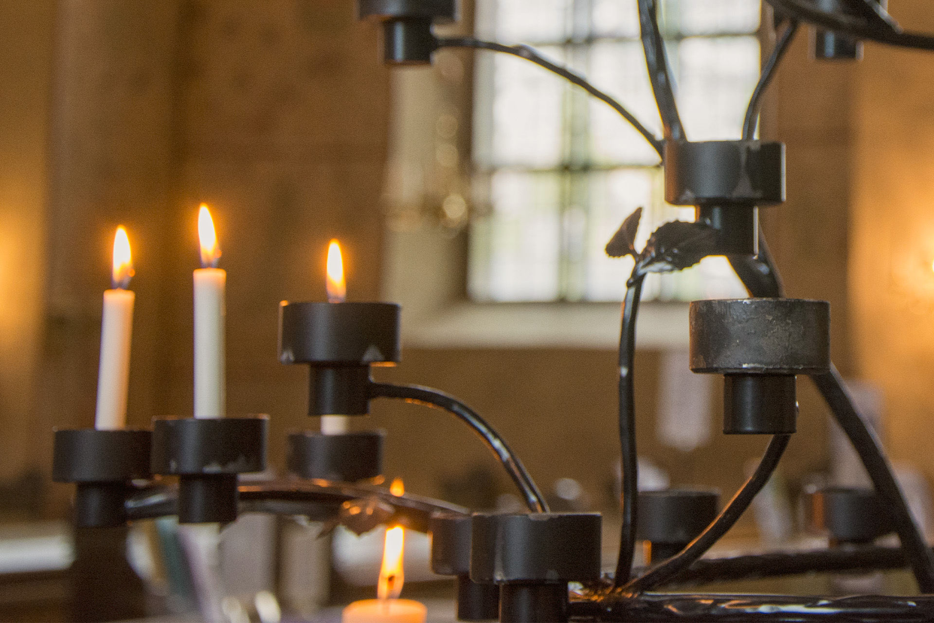Ljus i Heliga Trefaldighets kyrka, Arboga