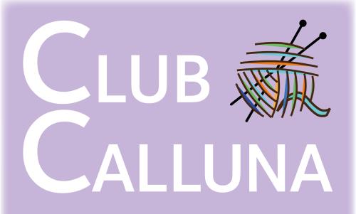 Club Calluna i vit text mot lila bakgrund, garnnystan med stickor i högra hörnet.