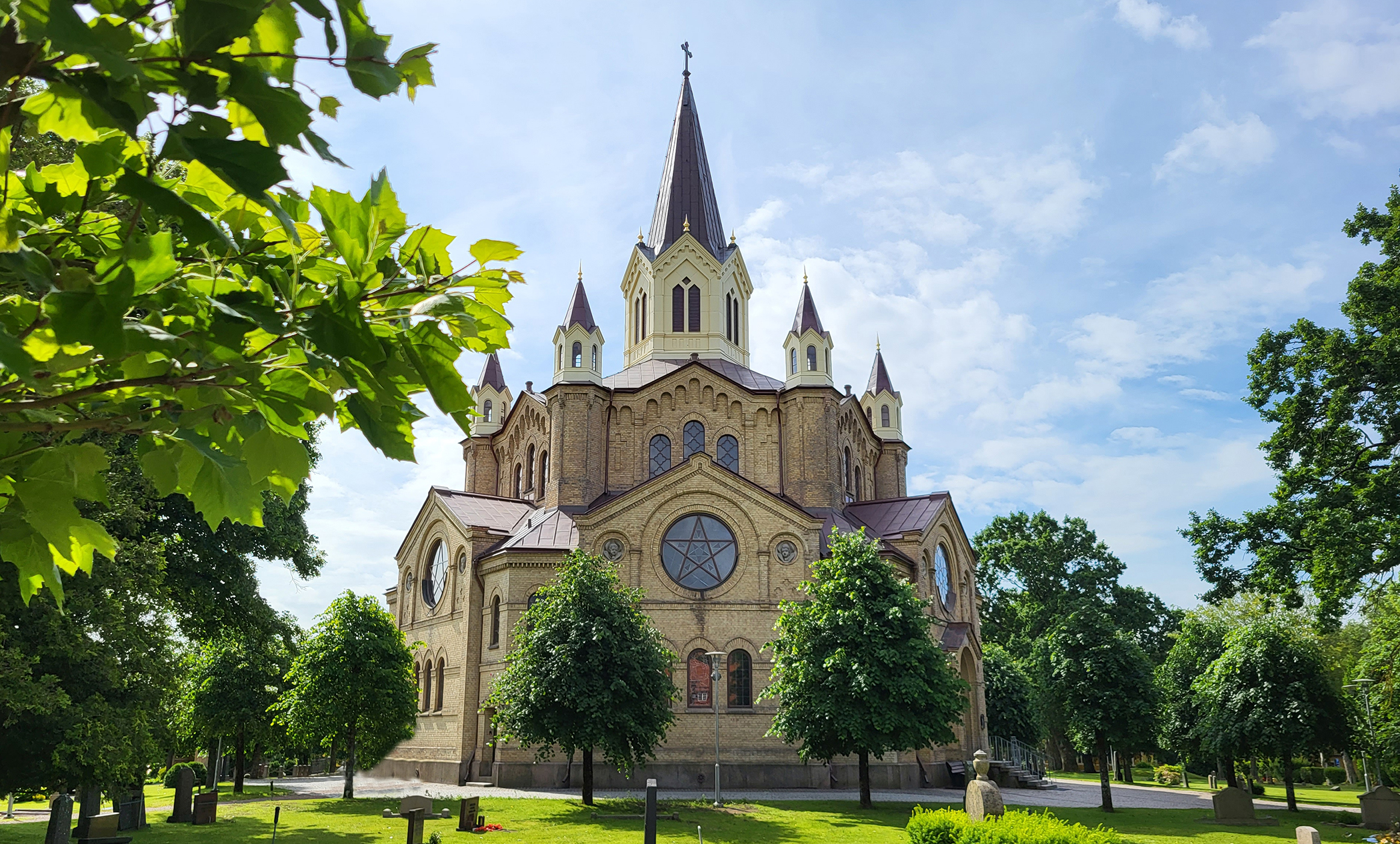 Snöstorps kyrka
