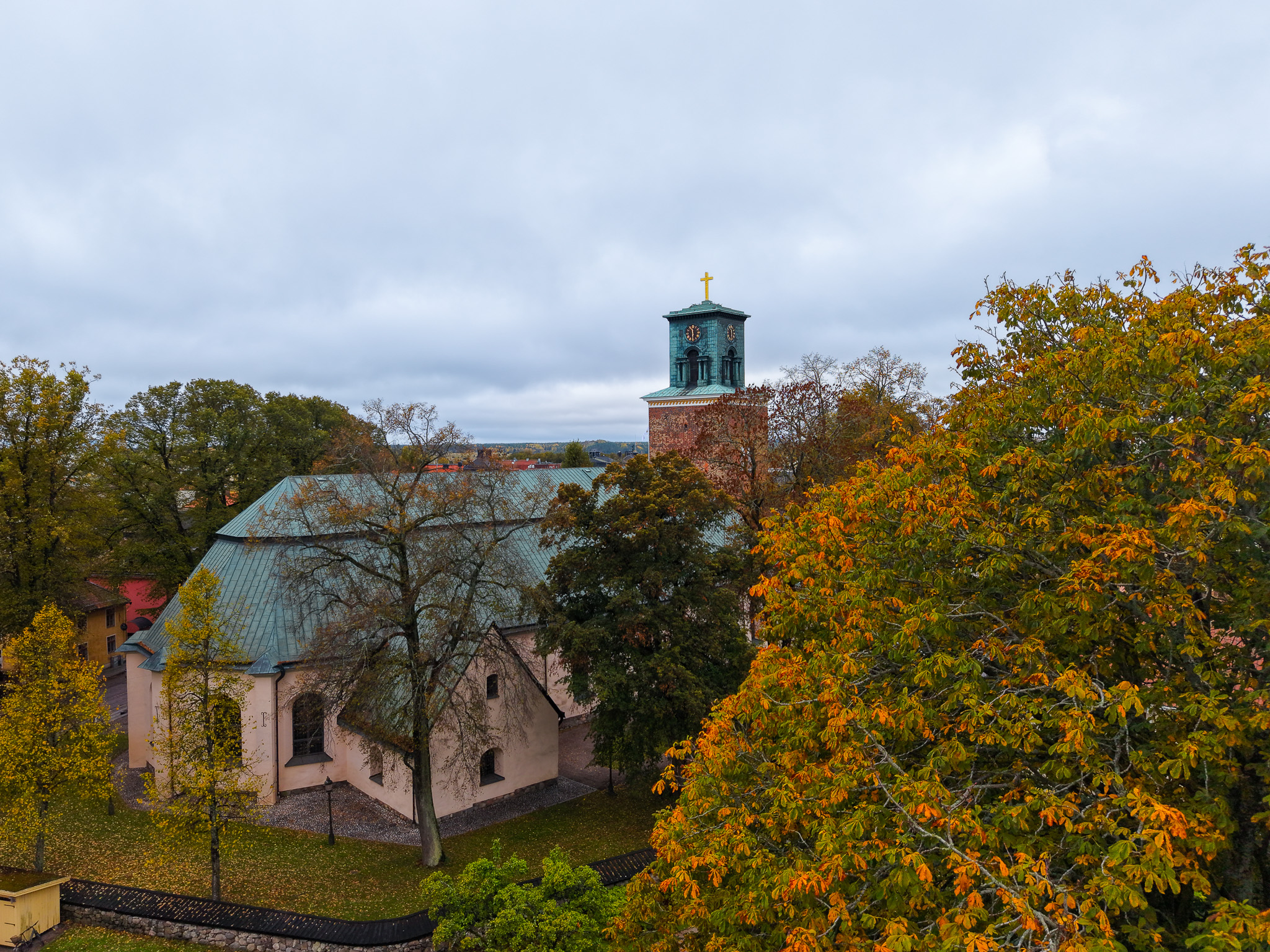 Höst vid S:t Nicolai kyrka i Nyköping