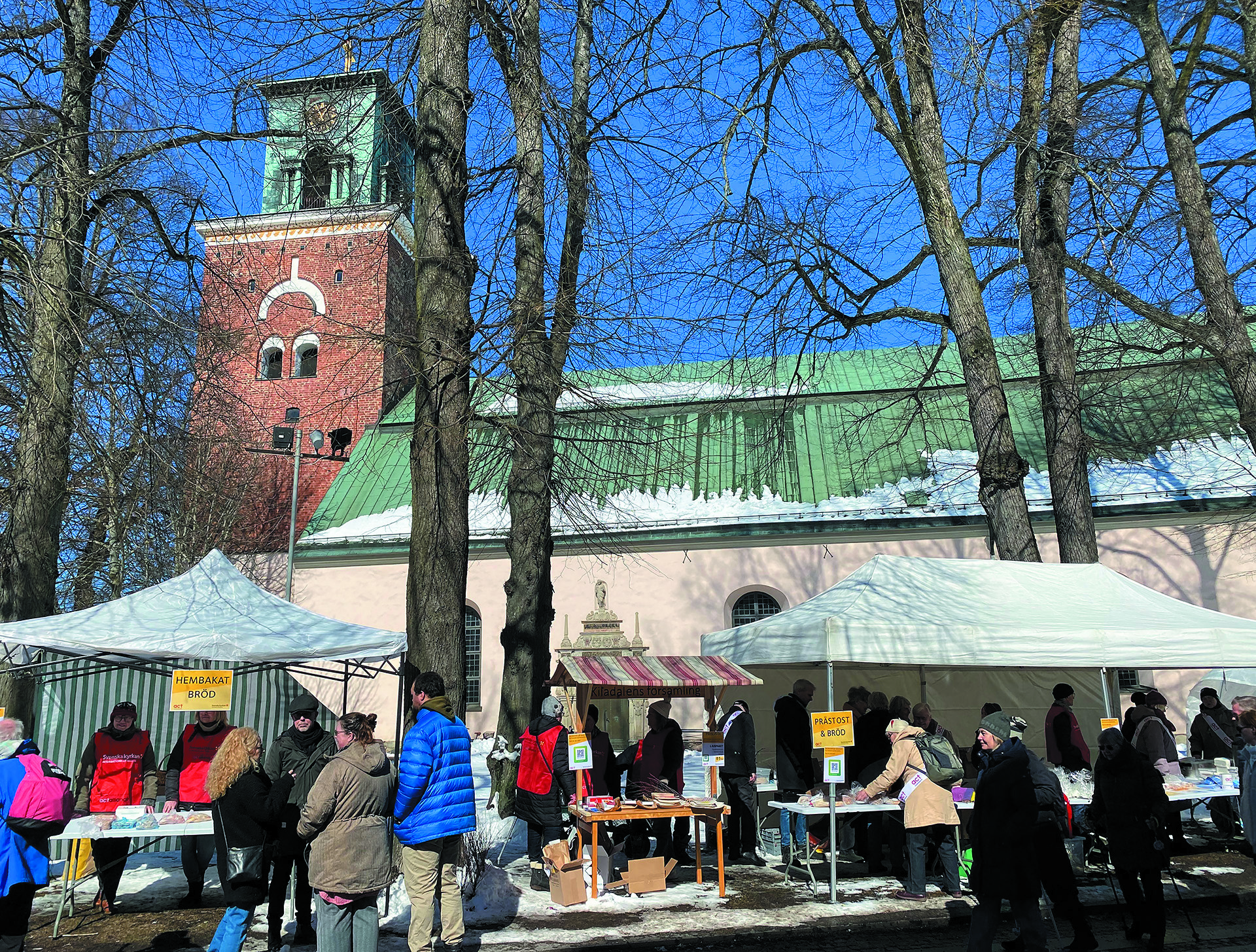Marknadsstånd utanför S:t Nicolai kyrka
