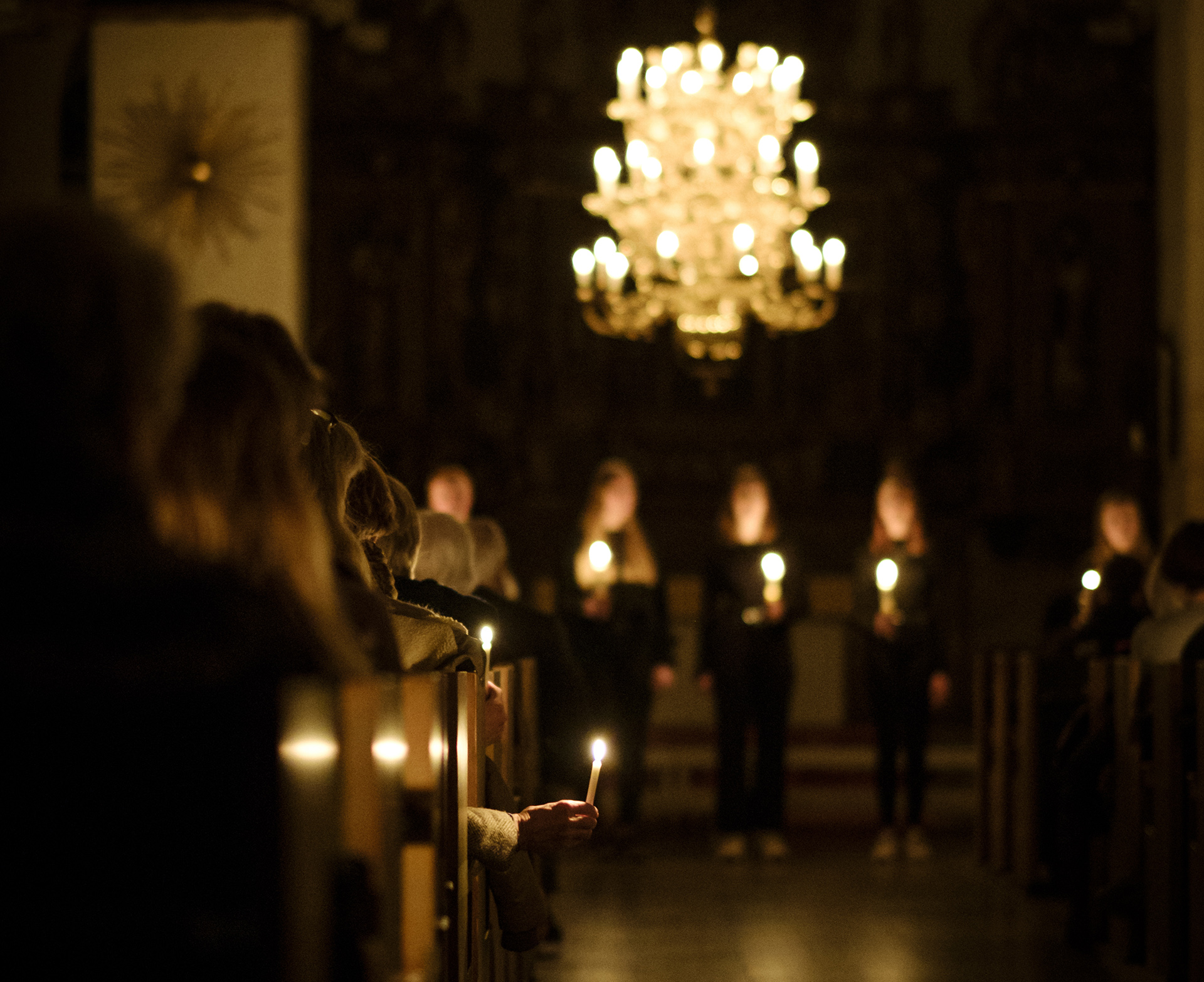 Earth hour konsert i nedsläckta Alla Helgona kyrka